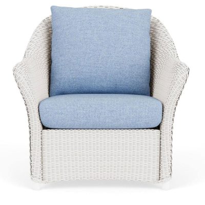 Weekend Retreat Wicker Club Chair in White/Demo Skyway By Lloyd Flanders