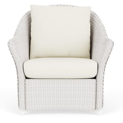 Weekend Retreat Wicker Club Chair in White/Sailcloth Salt By Lloyd Flanders